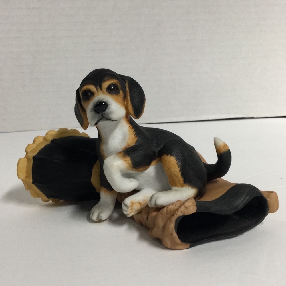 Princeton Gallery VTG 1990 Beagle Dog Boot Figurine “Take Me Along” Black Tan